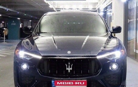 Maserati Levante I, 2021 год, 4 950 000 рублей, 2 фотография