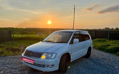 Mitsubishi RVR III рестайлинг, 2001 год, 330 000 рублей, 2 фотография