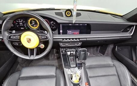 Porsche 911, 2021 год, 12 350 000 рублей, 8 фотография