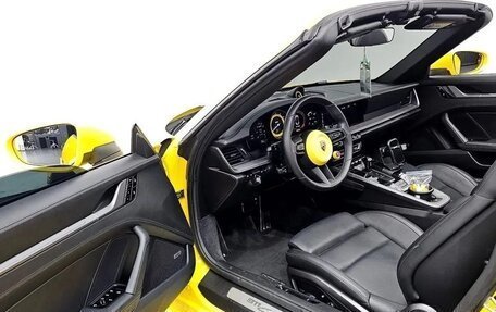 Porsche 911, 2021 год, 12 350 000 рублей, 11 фотография