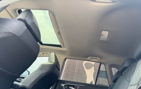 Toyota RAV4, 2022 год, 2 890 000 рублей, 10 фотография