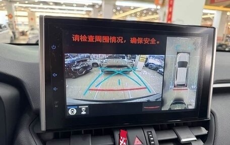 Toyota RAV4, 2022 год, 2 890 000 рублей, 8 фотография