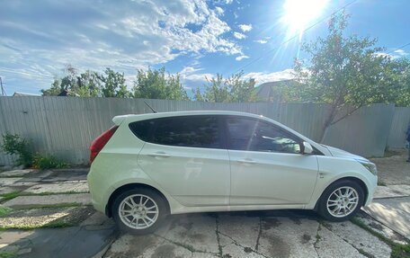 Hyundai Solaris II рестайлинг, 2015 год, 1 350 000 рублей, 6 фотография