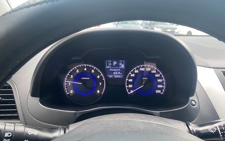 Hyundai Solaris II рестайлинг, 2015 год, 1 350 000 рублей, 3 фотография
