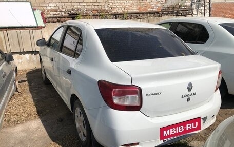 Renault Logan II, 2015 год, 380 000 рублей, 3 фотография