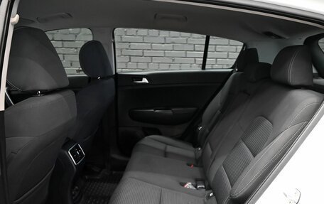 KIA Sportage IV рестайлинг, 2017 год, 2 099 000 рублей, 19 фотография