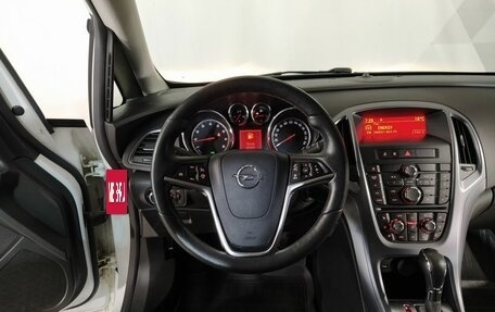 Opel Astra J, 2013 год, 879 000 рублей, 10 фотография