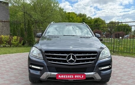 Mercedes-Benz M-Класс, 2012 год, 1 750 000 рублей, 26 фотография