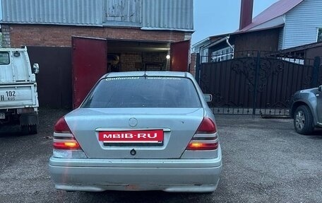 Mercedes-Benz C-Класс, 1997 год, 110 000 рублей, 2 фотография
