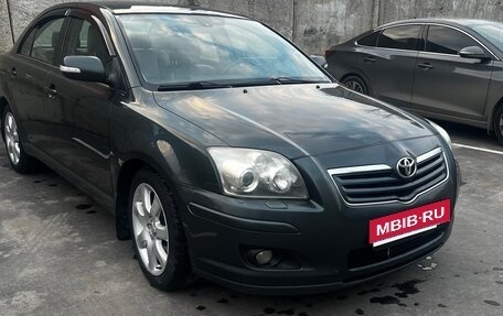 Toyota Avensis III рестайлинг, 2006 год, 999 000 рублей, 1 фотография