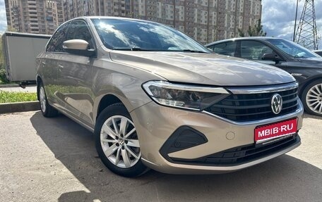 Volkswagen Polo VI (EU Market), 2021 год, 1 250 000 рублей, 1 фотография