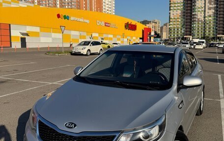 KIA Rio III рестайлинг, 2016 год, 890 000 рублей, 2 фотография