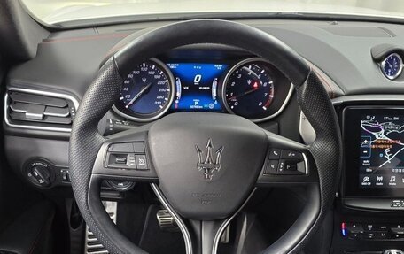 Maserati Ghibli, 2021 год, 5 950 000 рублей, 11 фотография