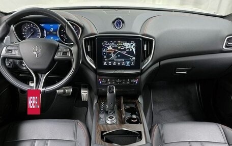 Maserati Ghibli, 2021 год, 5 950 000 рублей, 10 фотография