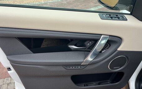 Land Rover Discovery Sport I рестайлинг, 2021 год, 4 150 000 рублей, 14 фотография