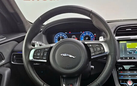 Jaguar F-Pace, 2020 год, 9 870 000 рублей, 13 фотография