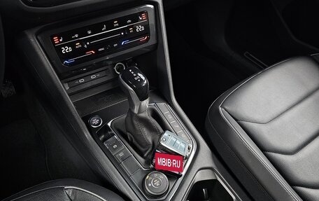 Volkswagen Tiguan II, 2022 год, 3 450 000 рублей, 14 фотография