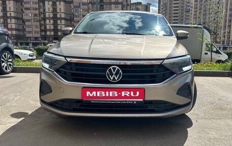 Volkswagen Polo VI (EU Market), 2021 год, 1 250 000 рублей, 2 фотография