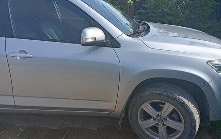 Toyota RAV4, 2011 год, 1 260 000 рублей, 4 фотография
