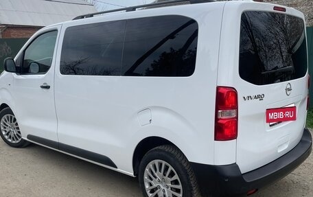 Opel Vivaro, 2020 год, 2 800 000 рублей, 7 фотография