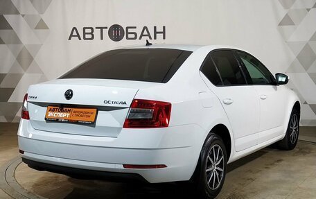 Skoda Octavia, 2018 год, 1 429 000 рублей, 3 фотография
