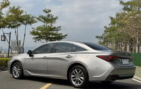 Toyota Avalon, 2021 год, 2 350 000 рублей, 11 фотография