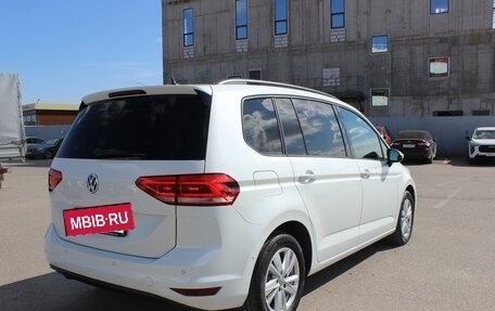 Volkswagen Touran III, 2020 год, 2 299 000 рублей, 4 фотография