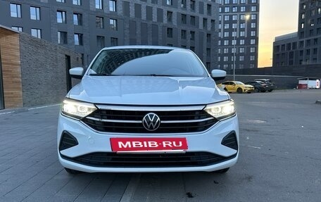 Volkswagen Polo VI (EU Market), 2022 год, 2 000 000 рублей, 2 фотография
