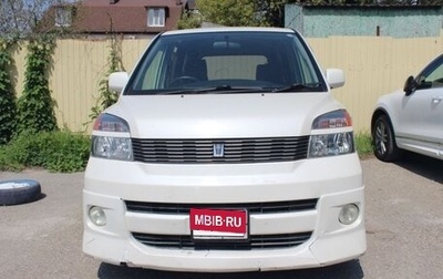 Toyota Voxy II, 2001 год, 800 000 рублей, 1 фотография