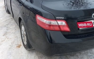 Toyota Camry, 2011 год, 980 000 рублей, 1 фотография