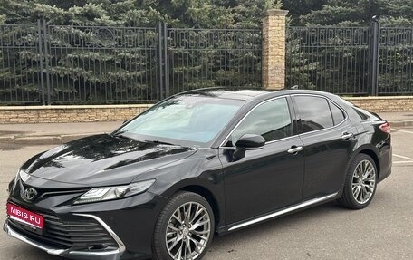 Toyota Camry, 2023 год, 3 900 000 рублей, 1 фотография