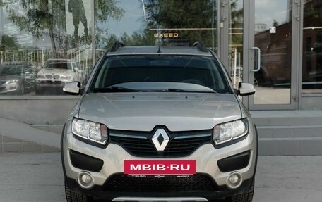 Renault Sandero II рестайлинг, 2016 год, 950 000 рублей, 2 фотография