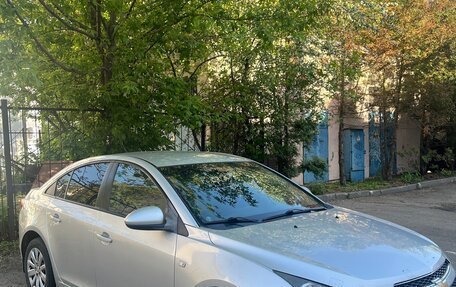 Chevrolet Cruze II, 2012 год, 700 000 рублей, 2 фотография
