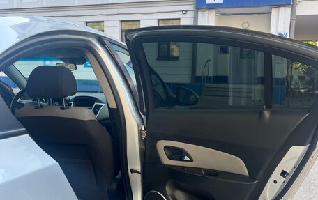 Chevrolet Cruze II, 2012 год, 700 000 рублей, 8 фотография
