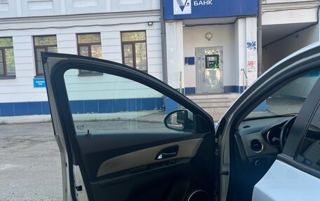 Chevrolet Cruze II, 2012 год, 700 000 рублей, 5 фотография