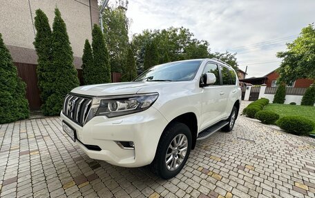 Toyota Land Cruiser Prado 150 рестайлинг 2, 2019 год, 7 100 000 рублей, 18 фотография