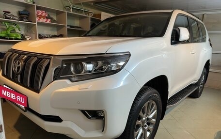 Toyota Land Cruiser Prado 150 рестайлинг 2, 2019 год, 7 100 000 рублей, 33 фотография