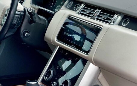 Land Rover Range Rover IV рестайлинг, 2019 год, 6 800 000 рублей, 13 фотография