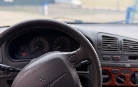 Mitsubishi Galant VIII, 1994 год, 240 000 рублей, 12 фотография