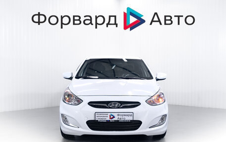 Hyundai Solaris II рестайлинг, 2013 год, 760 000 рублей, 2 фотография