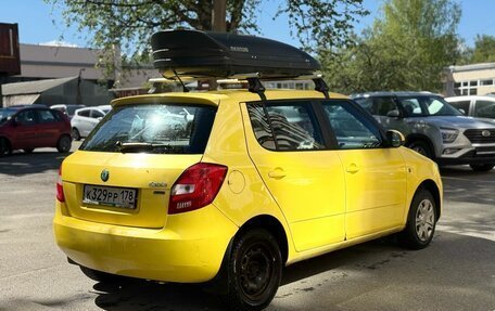 Skoda Fabia II, 2011 год, 490 000 рублей, 3 фотография