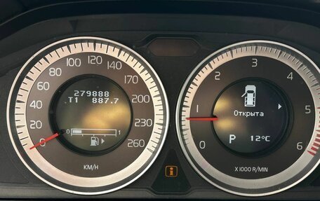 Volvo XC70 II рестайлинг, 2012 год, 1 240 000 рублей, 10 фотография