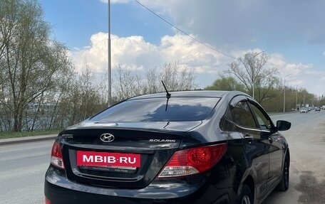 Hyundai Solaris II рестайлинг, 2013 год, 860 000 рублей, 3 фотография