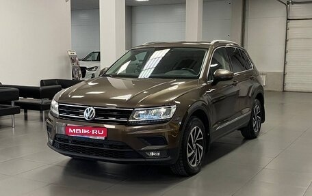 Volkswagen Tiguan II, 2018 год, 2 550 000 рублей, 1 фотография
