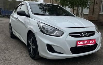 Hyundai Solaris II рестайлинг, 2014 год, 700 000 рублей, 1 фотография