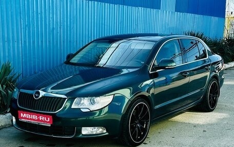 Skoda Superb III рестайлинг, 2010 год, 1 190 000 рублей, 1 фотография