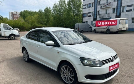 Volkswagen Polo VI (EU Market), 2014 год, 700 000 рублей, 1 фотография