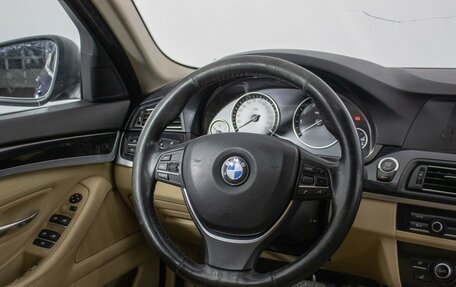 BMW 5 серия, 2013 год, 1 450 000 рублей, 15 фотография