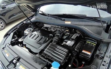 Volkswagen Tiguan II, 2021 год, 2 299 000 рублей, 18 фотография