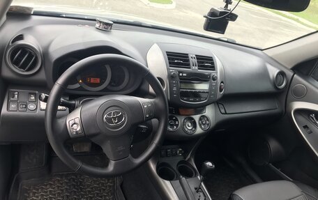 Toyota RAV4, 2009 год, 1 550 000 рублей, 14 фотография